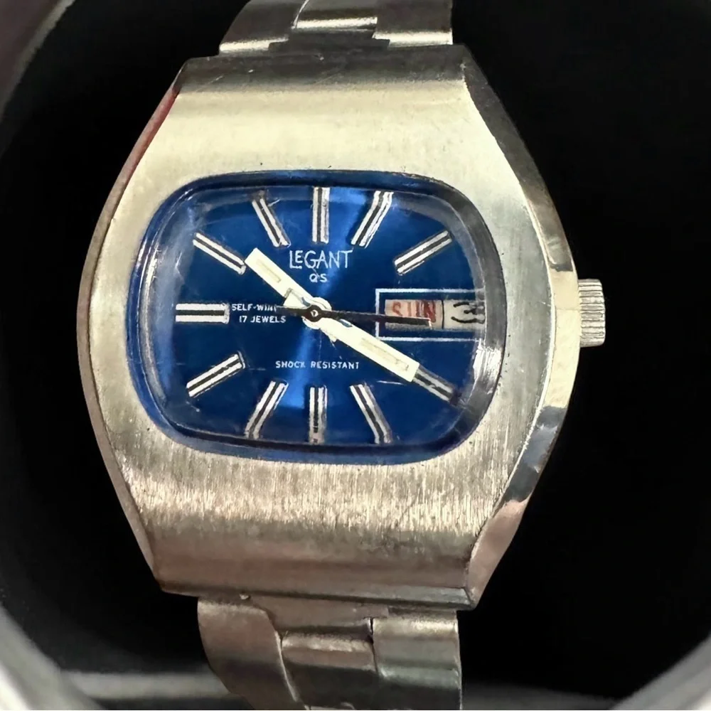 Rare 70s LeGant (by Seiko) QS 36x40 TV Dial Auto 17 Jewels Stainless Steel Watch